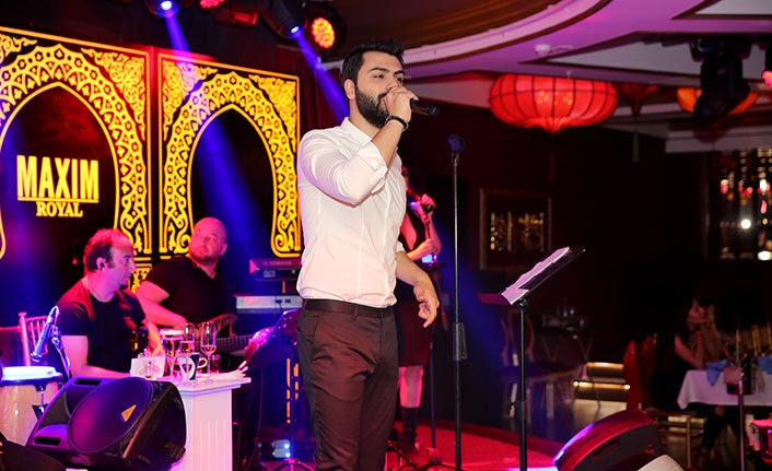 Maxim Royal’de  süper eğlence