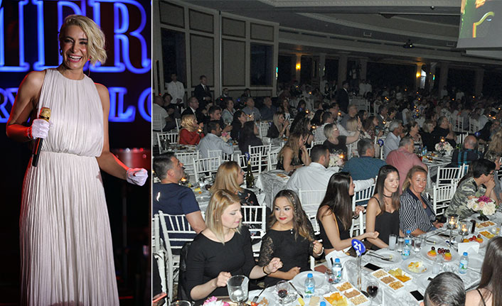 Merit Crystal Cove Hotel’de sahne alan "Sıla" hayranlarına muhteşem bir gece yaşattı