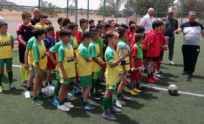 Çayırova’da futbol şöleni