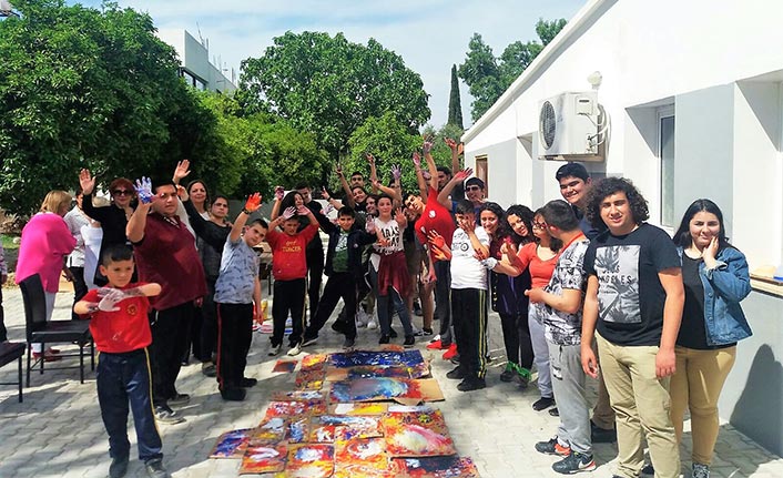 Lefkoşa Anadolu Güzel Sanatlar Lisesi öğrencileri, Algım Özel Eğitim Merkezi’ni ziyaret etti