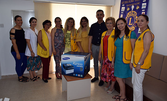 Güzelyurt Yeşilada Lions Kulübü, sağlık merkezine çok fonksiyonlu lazer yazıcı bağışladı