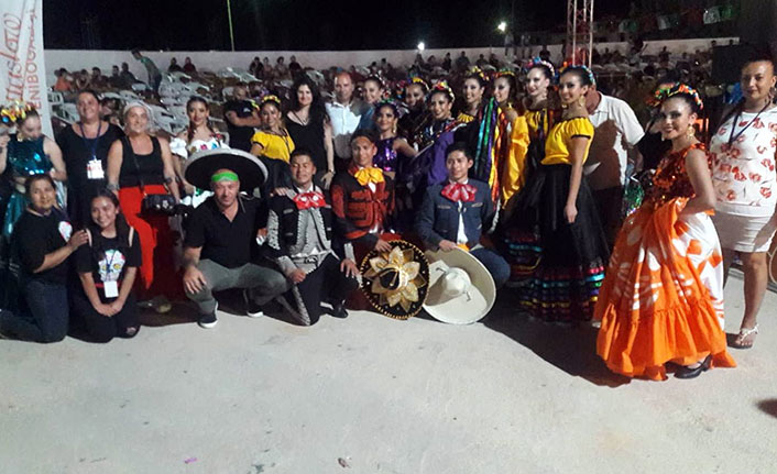 Pulya Festivali kapsamında düzenlenen halk dansları gösterileri ve konserler beğeniyle izleniyor