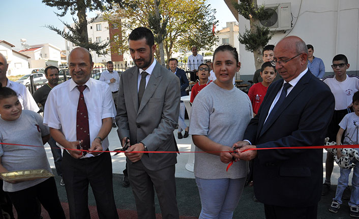 ‘Eğitime el uzatın’