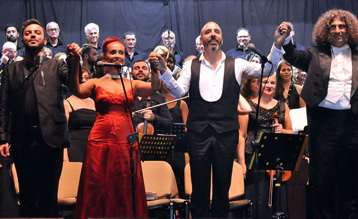 Mağusa Festivali’nde ‘Carmina Burana’ büyüledi