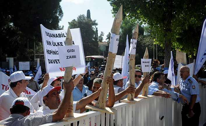 4 kazıklı protesto