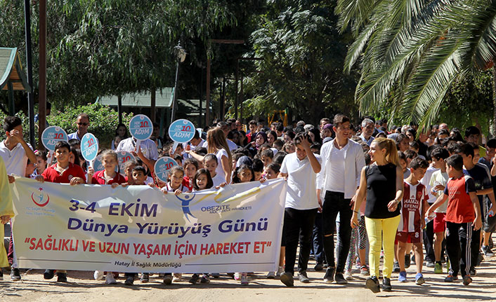 Dünya Yürüyüş Günü dolayısıyla Türkiye’nin bazı illerinde "Sağlığın İçin Hareket Et" etkinlikleri düzenlendi