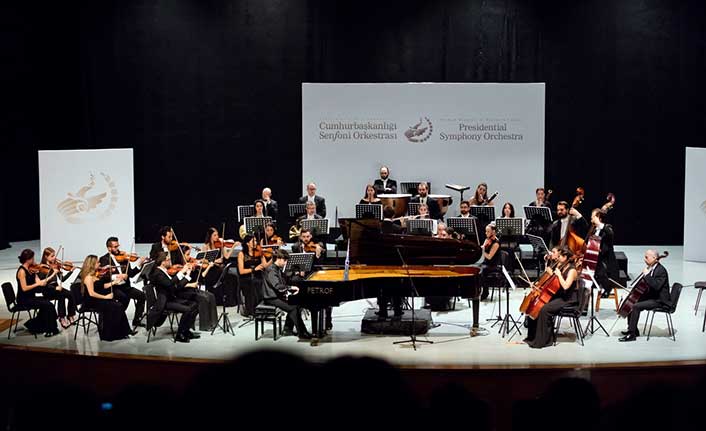 Cumhurbaşkanlığı Senfoni Orkestrası Gazimağusa’da müzikseverlerle buluştu