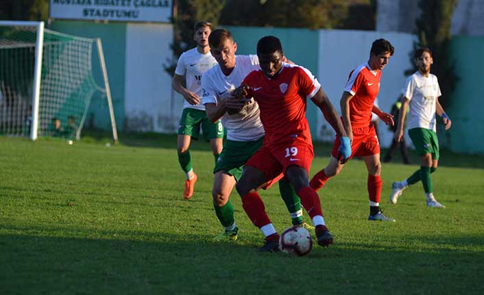 Merit Yeşilova istediğini aldı 4-1