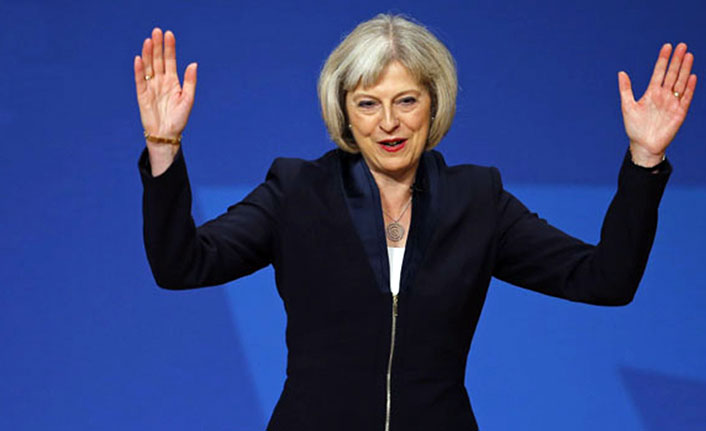 Theresa May 317 oyun 200’ünü aldı