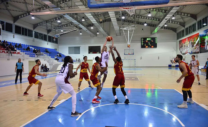 YDÜ fark attı 103-57