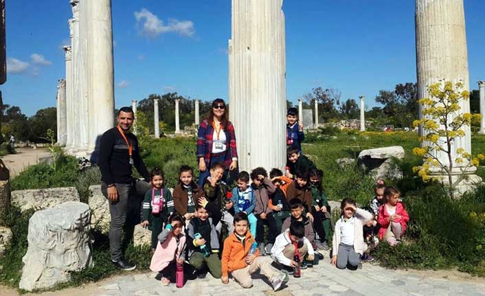 Doğu Akdeniz Doğa Anaokulu öğrencileri, Salamis Harabeleri’ni ve İskele Kültür Evi’ni gezdi