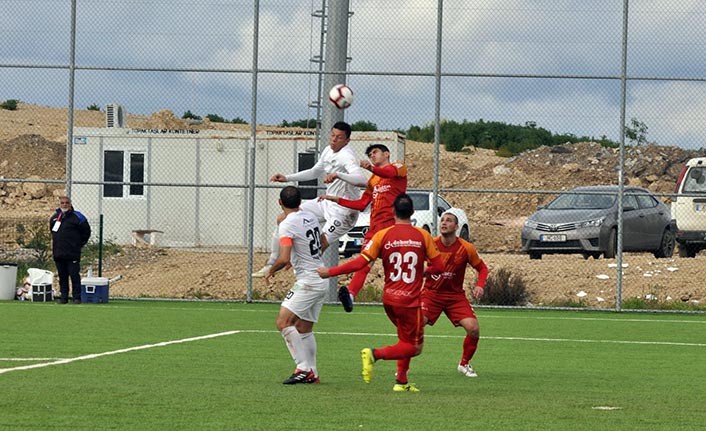 Merit Yeşilova ile Çetinkaya yenişemedi 1-1