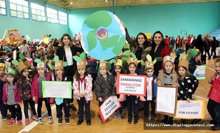 Türk Eğitim Derneği’ne bağlı 38 okulun 31 bin öğrencisi 29 Mart’da  sembolik grev eylemi gerçekleştirdi