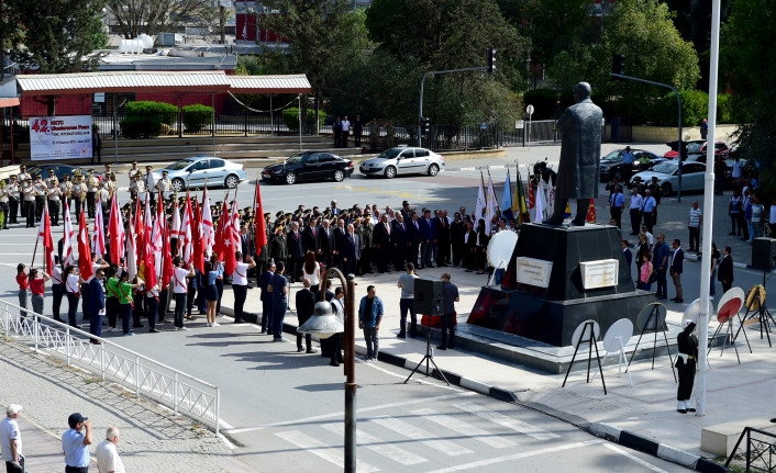 100’üncü yıl coşkusu