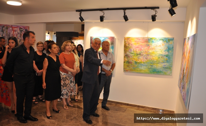 Alkan Kanısoy’un eserleri Güzelyurt Portakal Festivali çerçevesinde sergileniyor