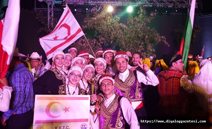 Göç-Taş, Yalova’da düzenlenen Altın Karanfil Halk Dansları Festivalinden ödül kazandı