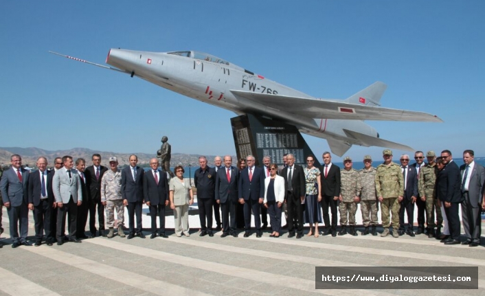 F-16’lar  şehitleri  selamladı