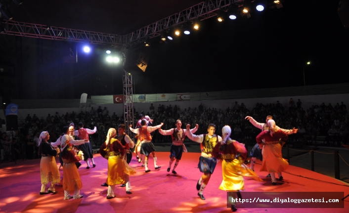 Yeniboğaziçi Pulya Festivali kapsamında Karadenizliler Gecesi de yapıldı