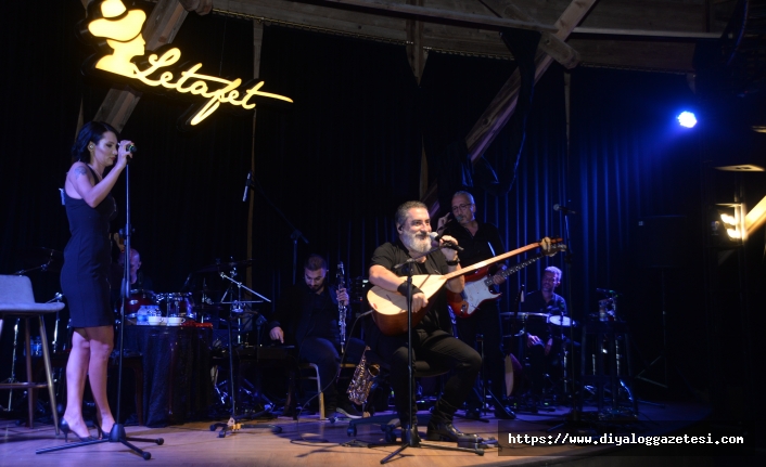 Soner Olgun ve ekibi Letafet misafirlerine mükemmel bir müzik ziyafeti sundu