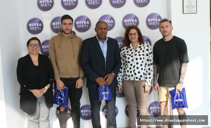 Diyalog Gazetesi ile İpekay iş birliğinde organize edilen Nivea Men ödülleri verildi