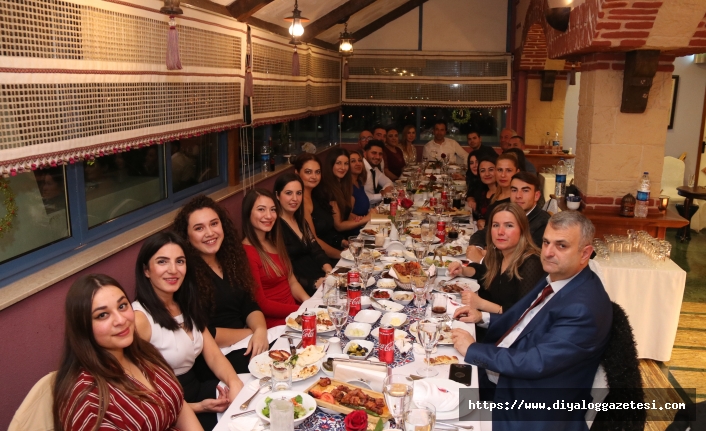 Kemal Batmazoğlu Muhasebe Bürosu çalışanları yeni yıl balosu için Merit’i tercih etti