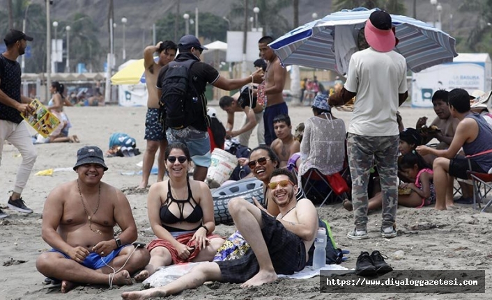 Rio de Janeiro'da Coronavirüsü'nü  takan olmadı