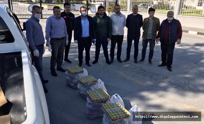 Vakıflar İdaresi gıda ve hijyen paketleri dağıtımına başladı