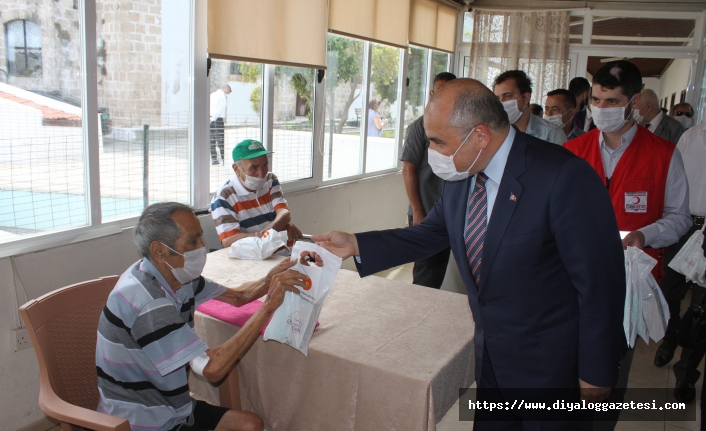 Büyükelçi Başçeri, Bakan Sucuoğlu ile birlikte Lapta Huzurevi’ne ziyaret gerçekleştirdi
