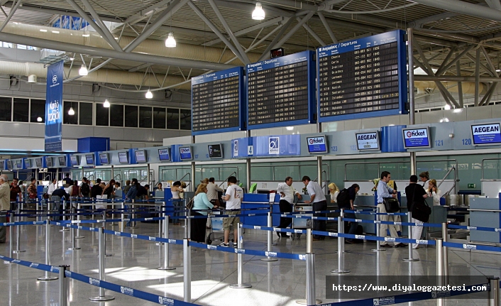 Yunanistan Kıbrıs’tan yolcu kabulüne başlıyor