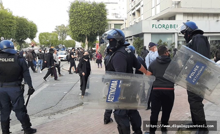 Güney'de hükümeti protesto eylemi var