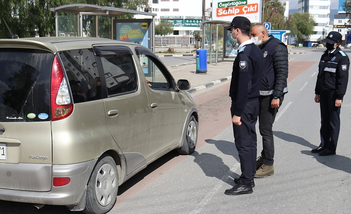 Yasağa rağmen 33’ü sokağa çıktı