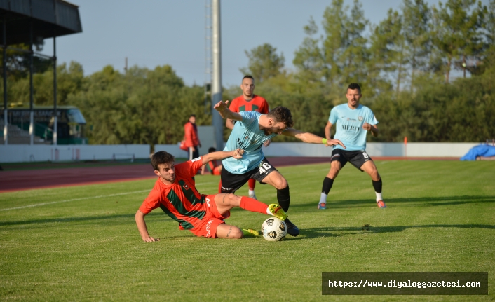 Merit Yeşilova zirveden kopmadı 0-1