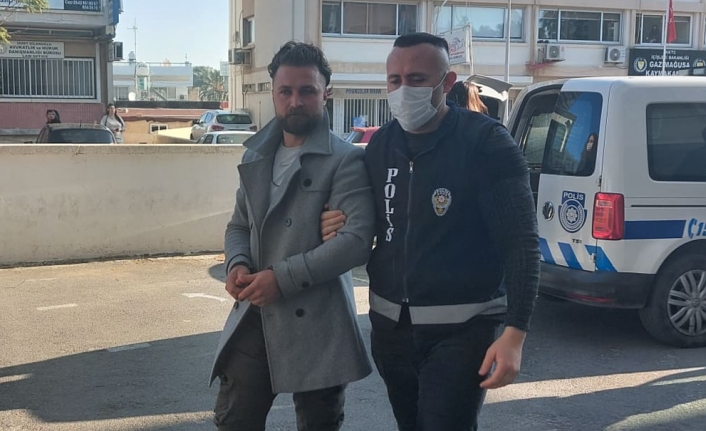 ‘Yakarım seni