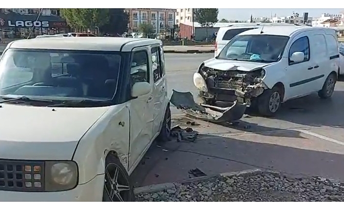 Fuar kavşağında  kaza meydana geldi