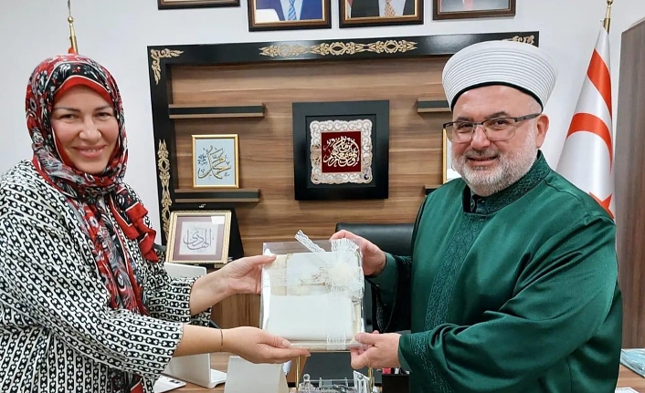 KKTC'de yaşayan Rus merasim ile Müslüman oldu