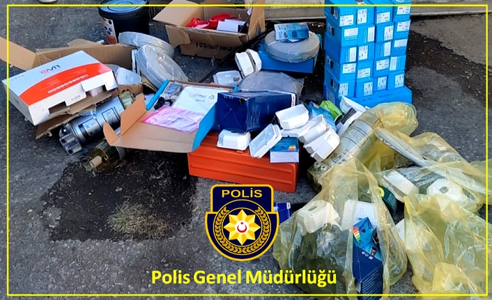 Gazimağusa Limanı içerisinde, Polis Ekipleri tarafından arama yapıldı