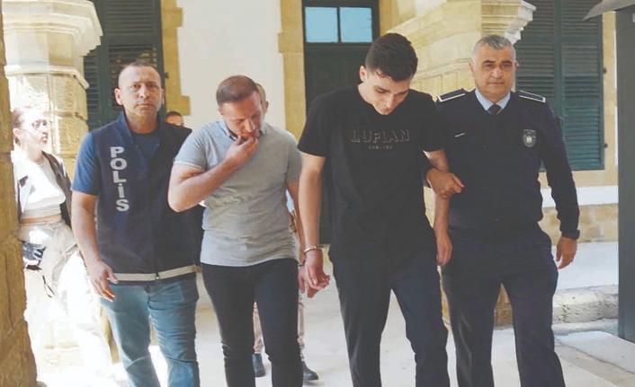 İkisi de ucuz kurtuldu
