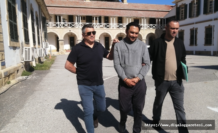 Polis peşinde