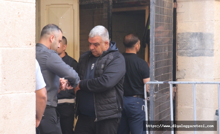 Tefecilikle suçlanıyor