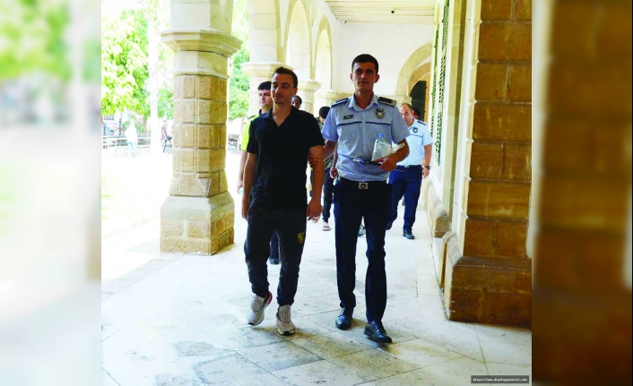 Lefkoşa’da çaldı İskele’de sattı