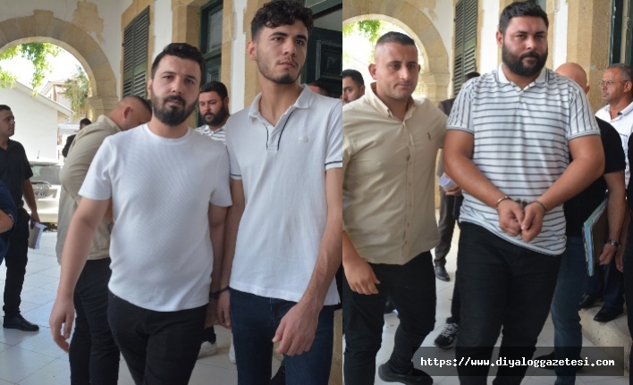 İki turist cezaevinde