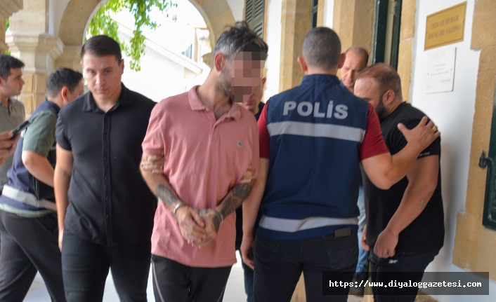 ‘Bir cahillik yaptım’