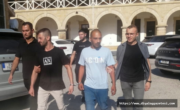 İki kişi tutuklandı