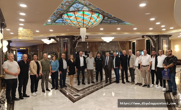 Merit yatırımları Hamburglu Türk gazetecilere anlatıldı