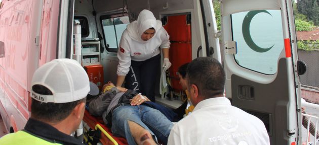 3 yaralı var