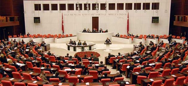 AKP kabul etmedi