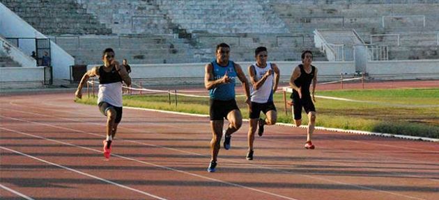 Atletizmde deneme yarışları yapıldı