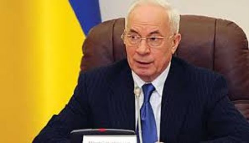 Azarov'un istifası kabul edildi