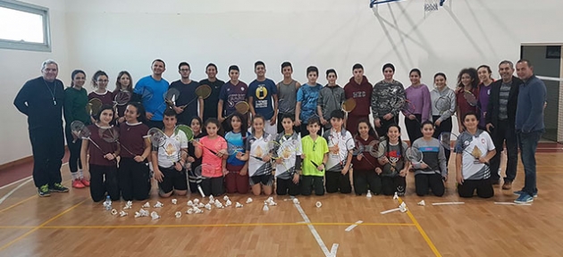 Badmintoncular kampta hazırlandı