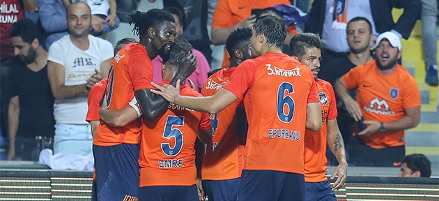 Başakşehir tarih yazdı 2-0